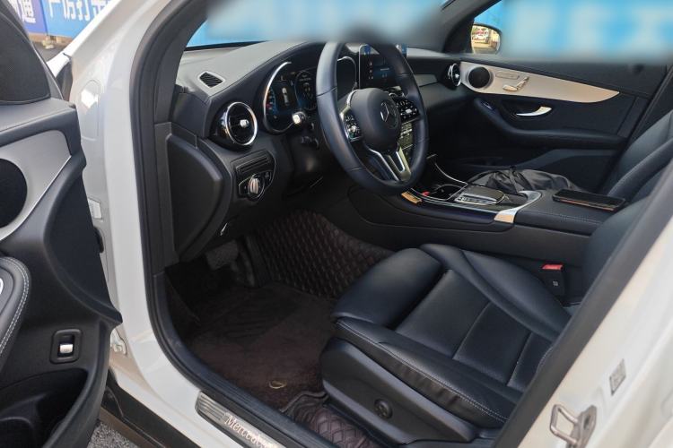 Used Mercedes-Benz GLC Coupe 2023 GLC 260 4MATIC Coupe SUV
