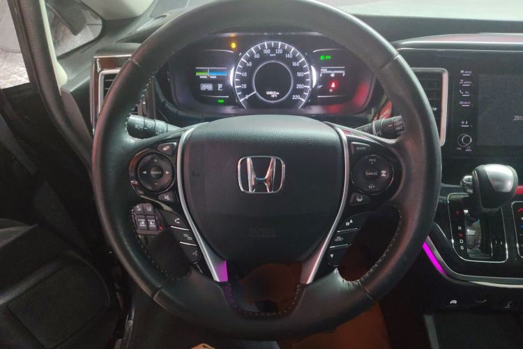 Used Honda Elysion 2019 2.0L Hybrid Luxury Edition
