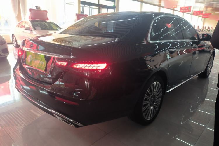 Used Mercedes-Benz E-Class 2023 Updated E 300 L Fashion Edition
