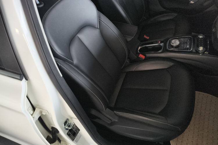 Used Roewe Ei5 2018 Internet Flagship Edition
