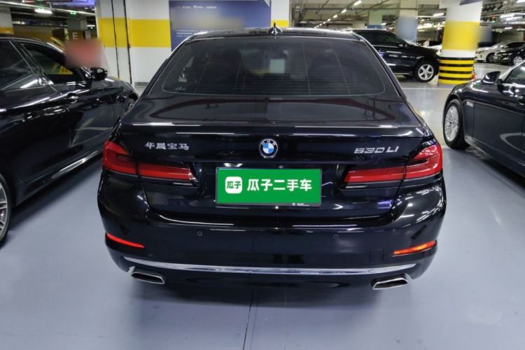 Used BMW 5 Series 2019 Facelifted 530Li Leading Edition Luxury Package
