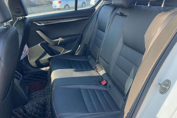 Used Skoda Octavia 2016 1.6L Automatic Smart Drive Edition