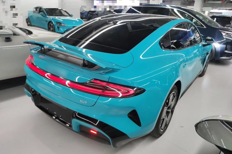 Used  SU7 2024 Rear-Drive Ultra-Long Range Advanced Pro-Level Intelligent Driving Version
