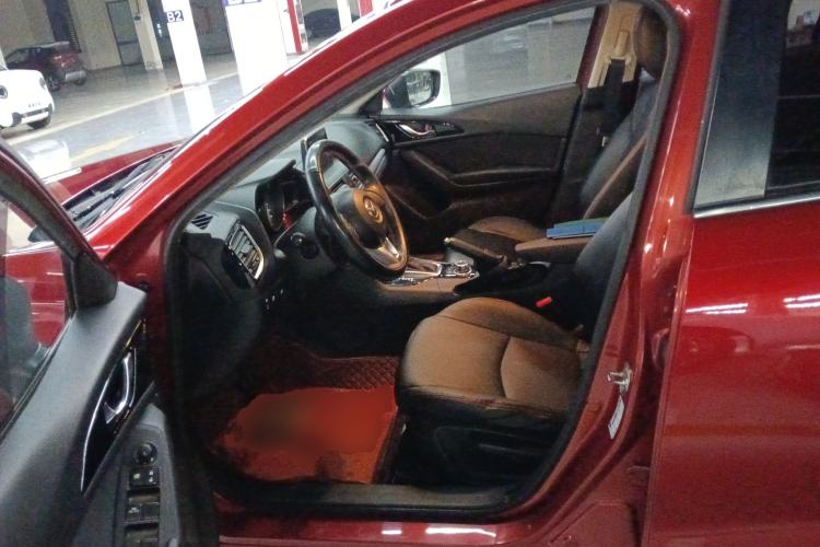 Used Mazda Mazda 3 Axela 2016 Sedan 1.5L Automatic Luxury Model