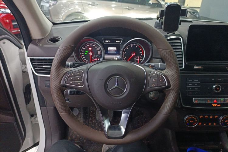 Used Mercedes-Benz GLE 2017 GLE 320 4MATIC Luxury Model