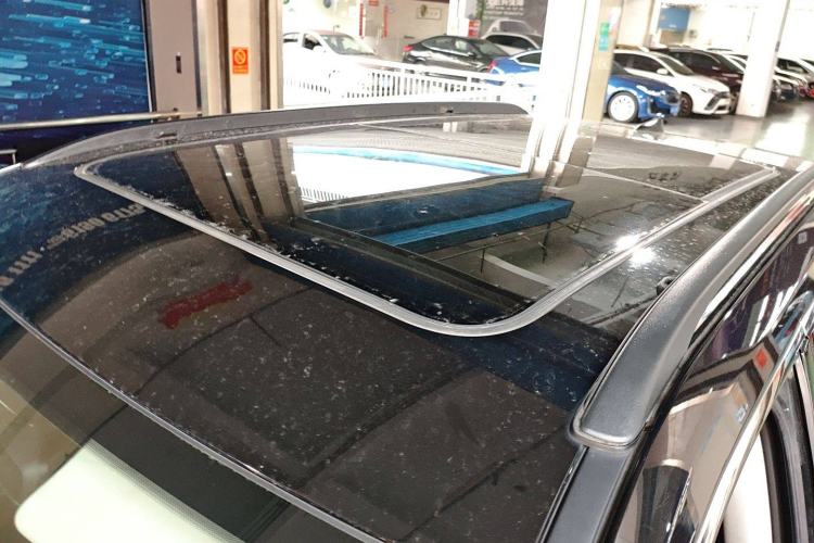 Used  Compass 2019 220T Automatic Enjoyment Version
