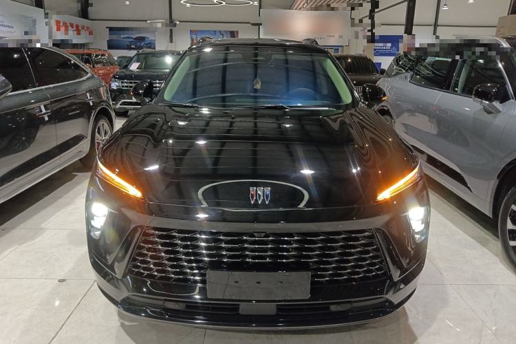 Used Buick Envision 2025 Encore Plus Four-Wheel Drive Avenir
