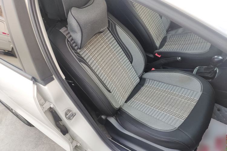 Used Volkswagen Polo 2016 1.6L Automatic Comfort Model