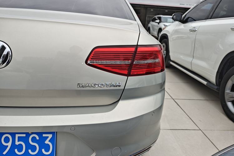 Used Volkswagen Magotan 2018 Facelift 330TSI DSG Luxury Model