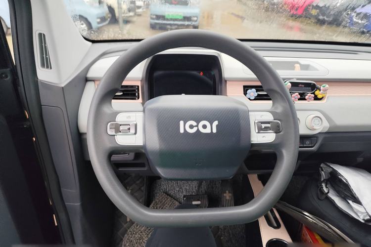 Used Chery QQ Ice Cream 2022 170km Sundae Phosphate Lithium-Ion
