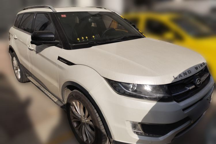 Used Land X7 2015 2.0T Panoramic Prestige Edition
