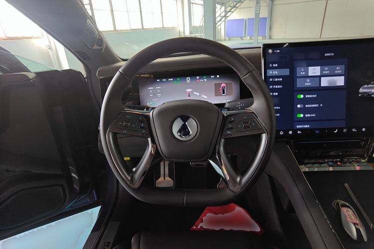 Used Denza Z9 2024 1100 km Four-Wheel Drive Max Version