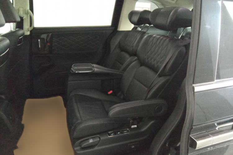 Used Honda Elysion 2019 2.0L Hybrid Luxury Edition
