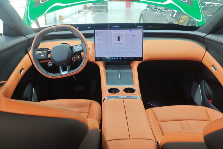 Used  YU7 2025 Ultra-Long Range High-Performance All-Wheel-Drive Max Edition