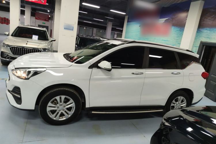 Used Haval M6 2019 1.5T Manual Two-Wheel Drive Elite Version China VI Standard
