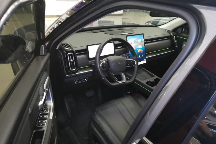 Used Chery Tiggo 7 C-DM 2025 1.5T 120KM Luxury Trim
