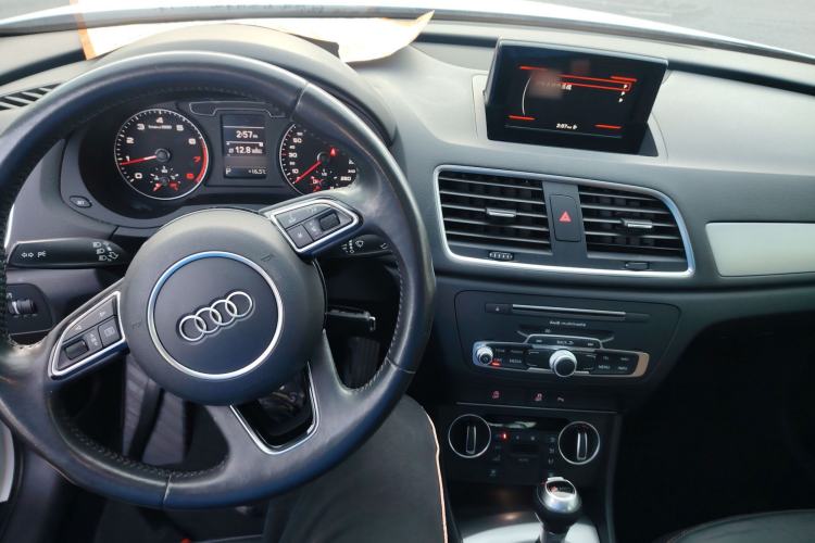 Used Audi Q3 2016 30 TFSI Fashion Model
