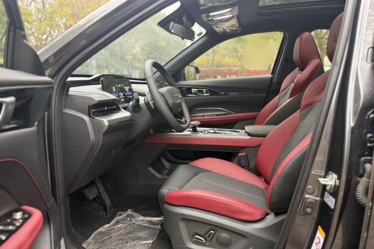 Used Oshan Z6 2023 Blue Whale 1.5T DCT Smart Luxury Model