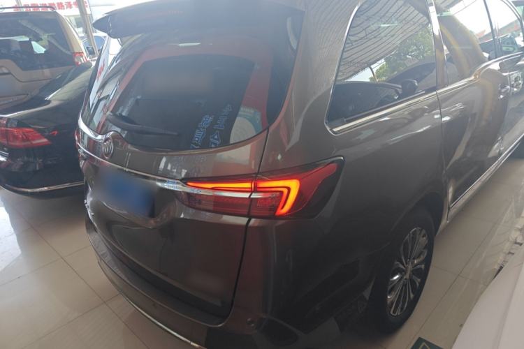 Used Buick GL8 2021 Land Cruiser Executive 652T Premium Model
