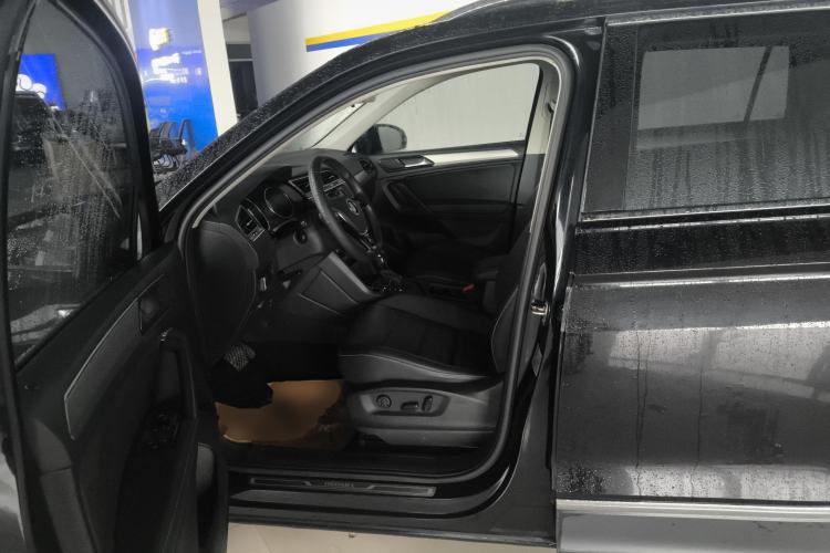 Used Volkswagen Tiguan L 2019 330TSI Automatic Two-Wheel Drive Panoramic Comfort Edition China V Standard
