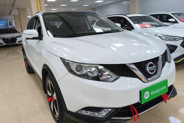 Used Nissan Qashqai 2016 2.0L CVT Luxury Edition
