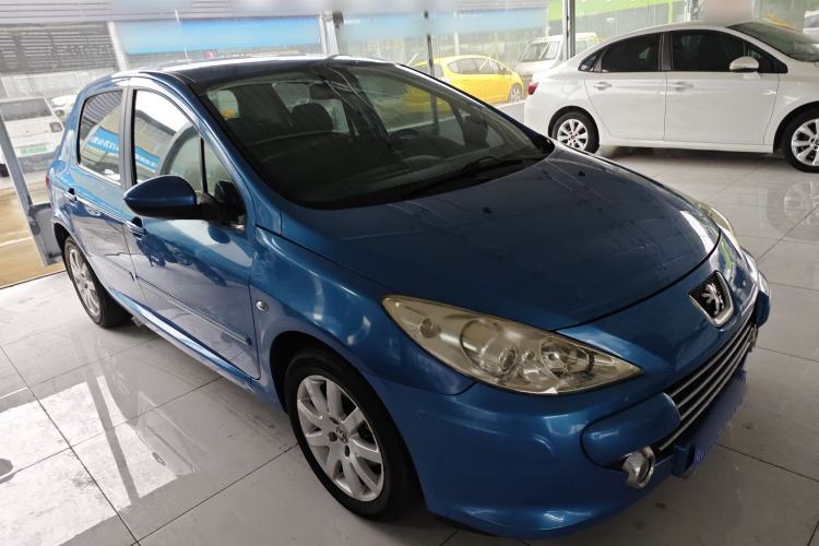 Used Peugeot 307 2013 Hatchback 1.6L Automatic Comfort Edition
