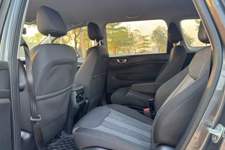 Used Wuling Jiachen 2022 1.5L Manual Enjoyment Elite Model