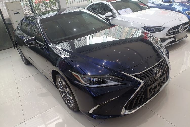 Used Lexus ES 2023 200 Excellence Edition