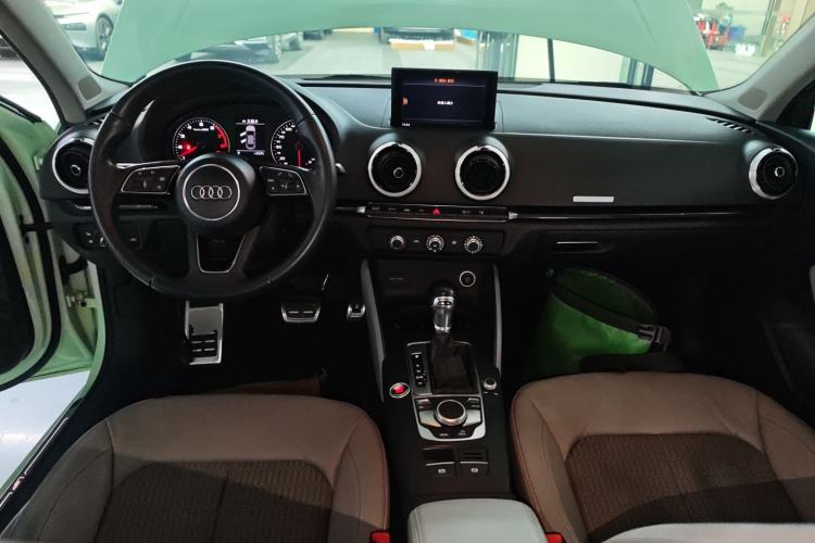 Used Audi A3 2018 30th Anniversary Edition Limousine 35 TFSI Fashion Model
