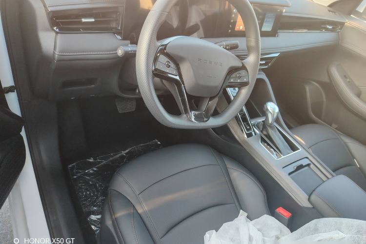 Used Roewe i5 2023 1.5L CVT Luxury Edition
