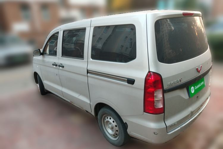 Used Wuling Hongguang V 2022 1.5L Jingqu Version Hydraulic Power Steering LAR
