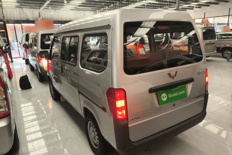 Used Wuling Zhiguang 2023 1.5L Practical Version 5/7 Seats
