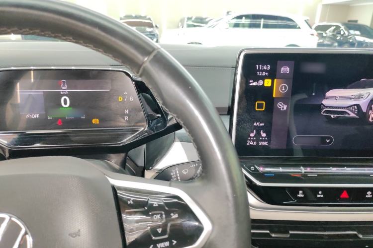 Used Volkswagen ID.6 CROZZ 2021 Long-Range PURE+ Edition
