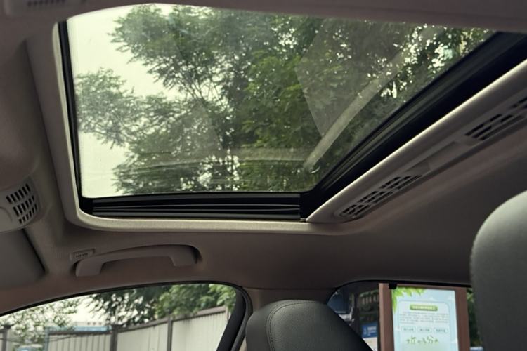 Used BMW 3 Series 2015 320Li Luxury Edition Fashion Model
