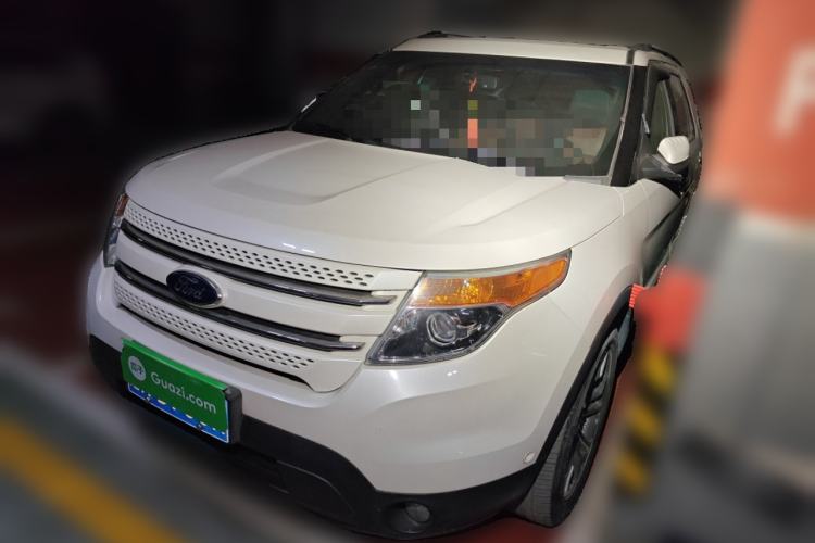 Used Ford Explorer 2013 3.5L Deluxe Model
