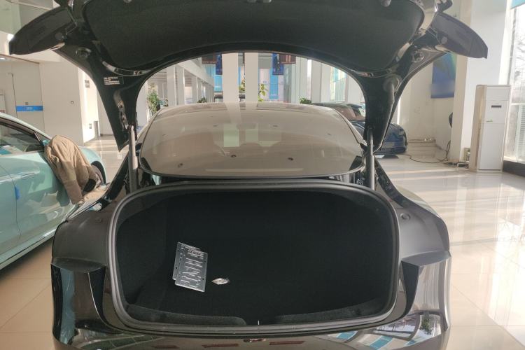 Used Tesla Model 3 2023 Rear-Wheel-Drive Version