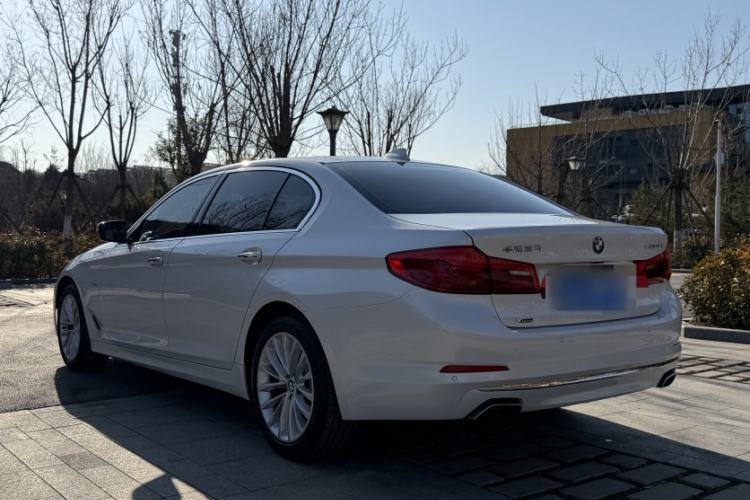 Used BMW 5 Series 2018 Facelifted 530Li xDrive Luxury Package
