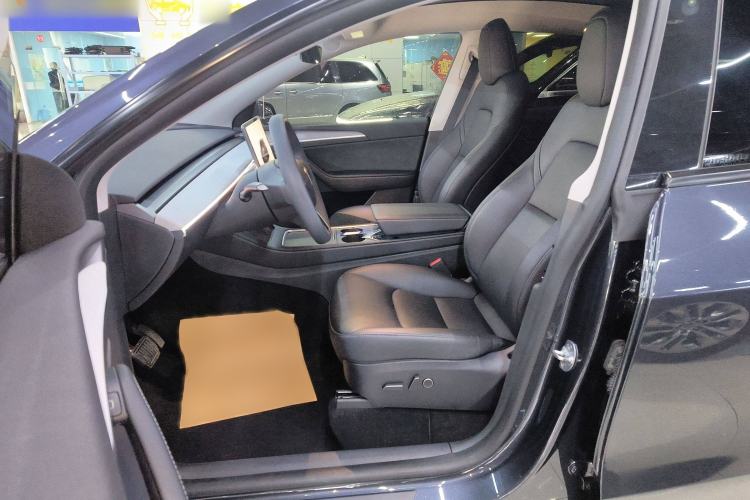 Used Tesla Model Y 2024 Rear-Wheel-Drive Version
