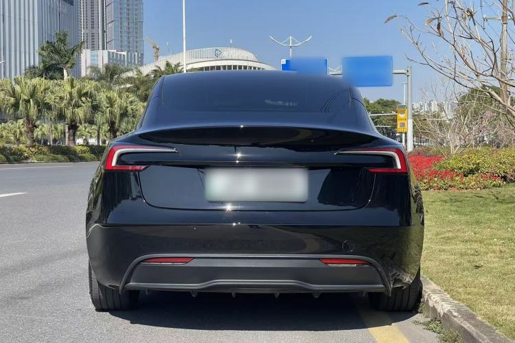 Used Tesla Model 3 2023 Long-Range All-Wheel-Drive Version