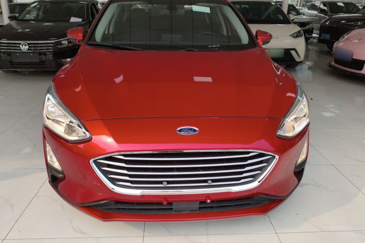Used Ford Focus 2019 Sedan EcoBoost 180 Automatic Trend Edition
