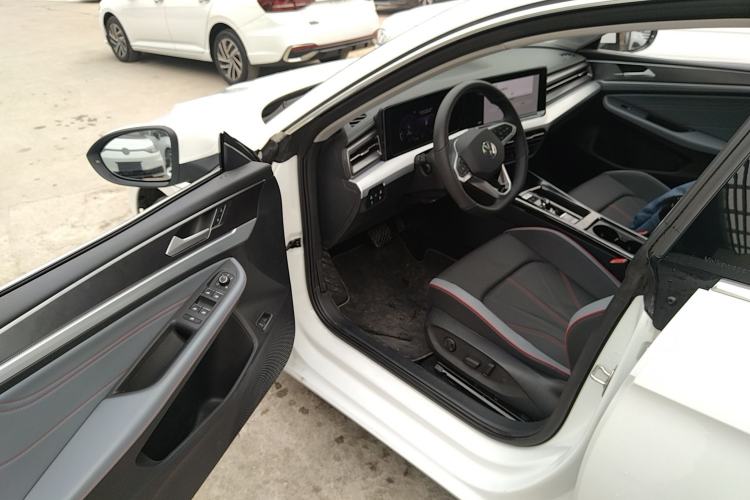 Used Volkswagen Lamando 2025 Lavida L 280TSI DSG Cool & Spicy Edition