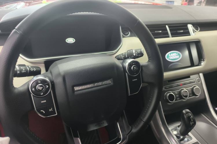 Used Land Rover Range Rover Sport 2014 3.0 SC V6 HSE DYNAMIC

