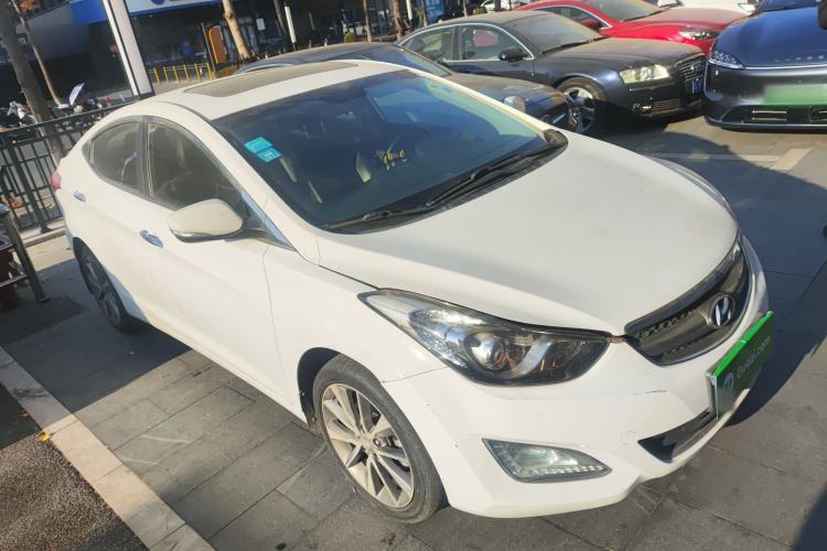 Used Hyundai Elantra 2015 1.6L Automatic Leading Model