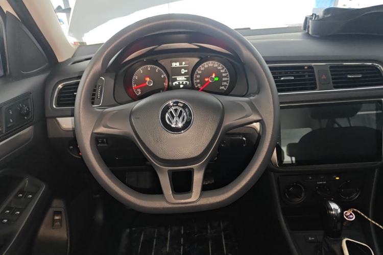 Used Volkswagen Lavida 2017 1.6L Automatic Fashion Edition
