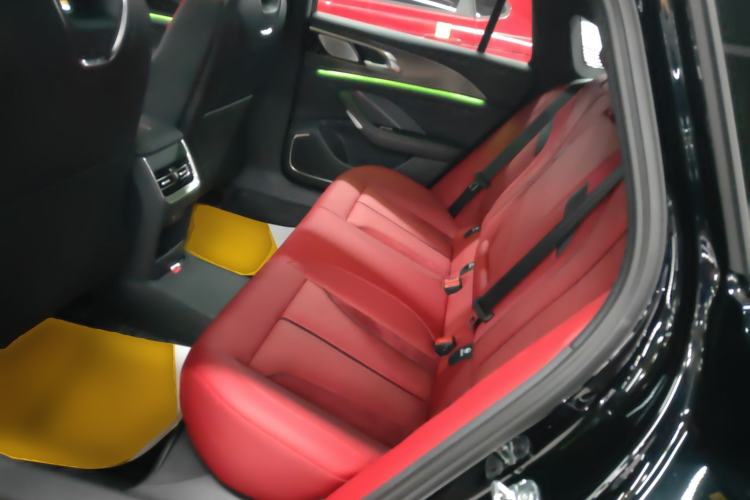 Used Hongqi H6 2025 2.0T ZhiShang Version
