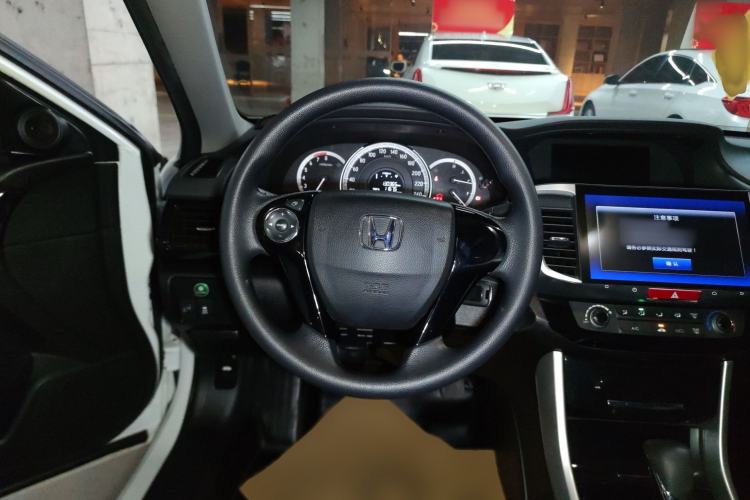 Used Honda Accord 2016 2.0L Comfort Edition
