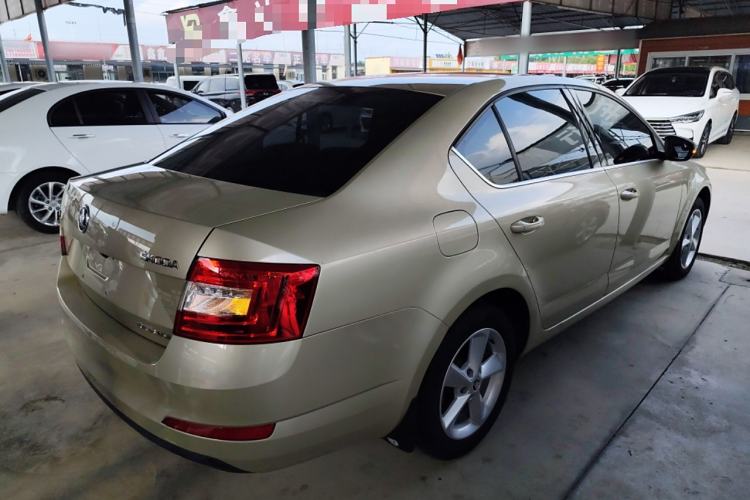 Used Skoda Octavia 2015 1.6L Automatic Yijie Edition
