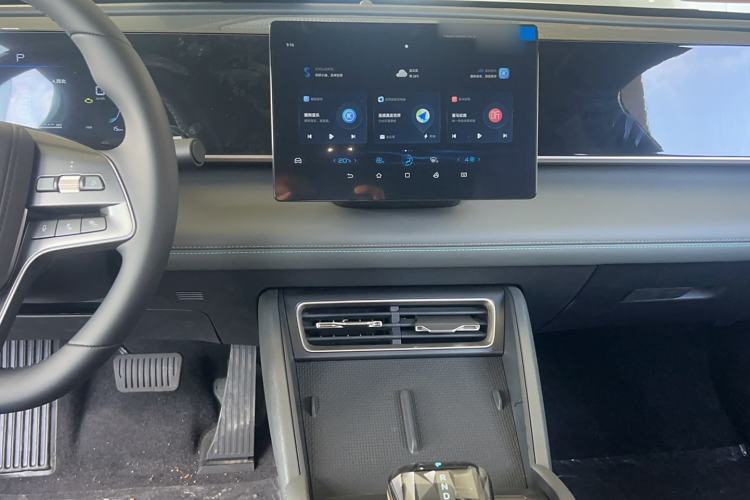 Used BYD Qin L 2024 DM-i 80KM Leading Model
