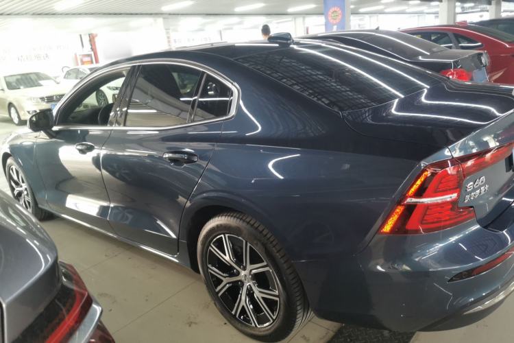Used Volvo S60 2024 B4 Zhiyi Luxury Edition