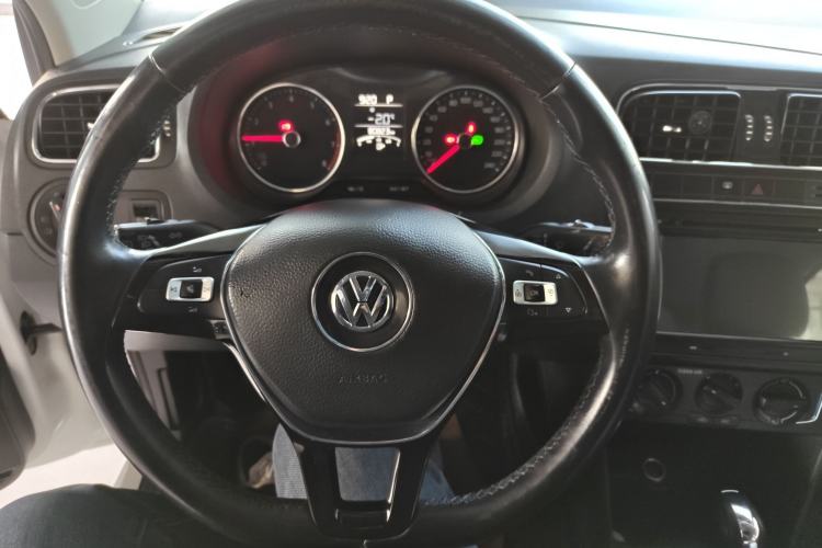 Used Volkswagen Polo 2016 1.6L Automatic Comfort Model